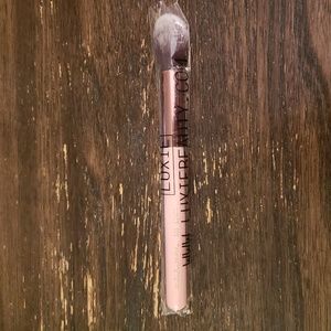 Luxie 522 Tapered Highlighter Brush